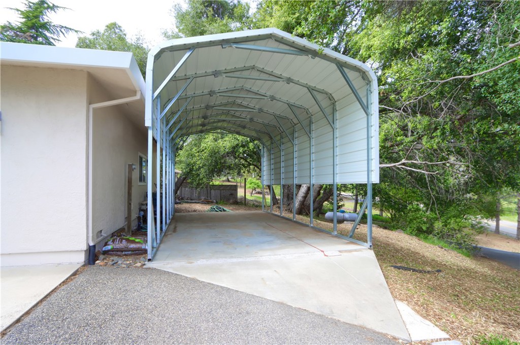 5603 Clouds Rest Rd, Mariposa, CA 95338