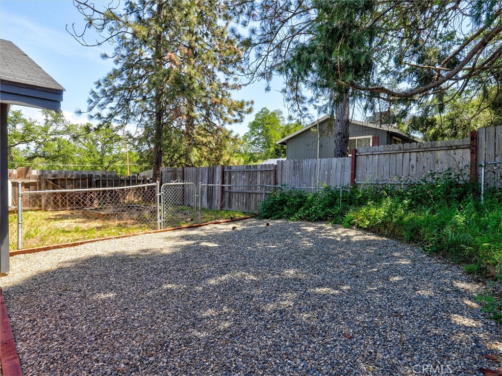 45744 N Oakview, Oakhurst, CA 93644