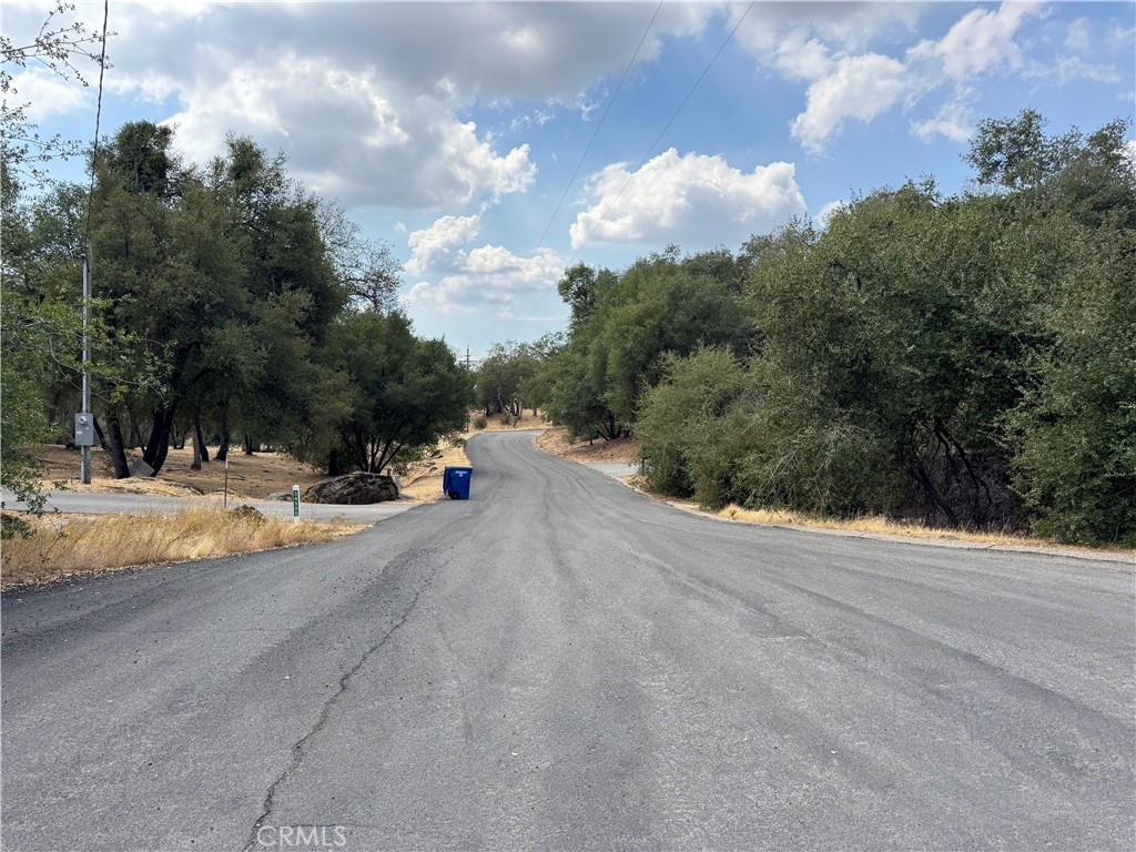 2 AC Summerhill LN, Coarsegold, CA 93614