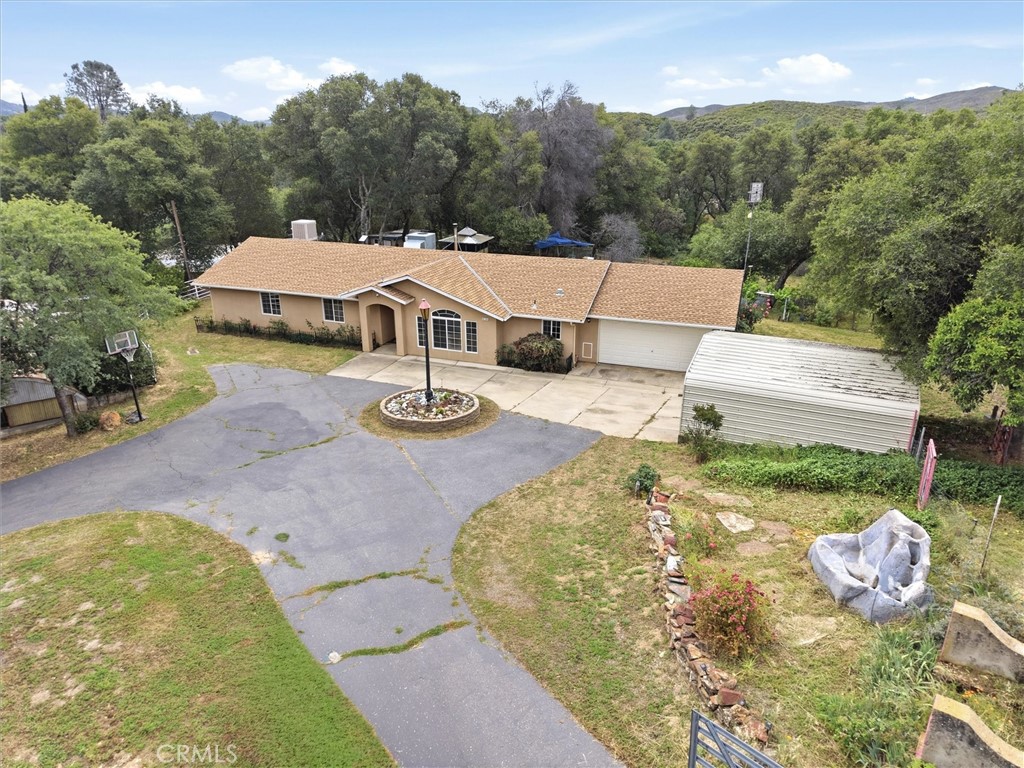 6155 N State Highway 49, Mariposa, CA 95338