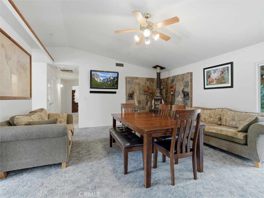6155 N State Highway 49, Mariposa, CA 95338