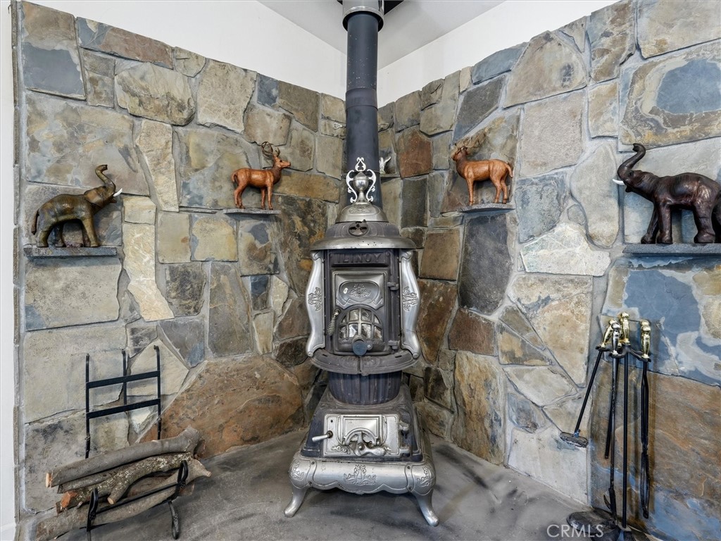 6155 N State Highway 49, Mariposa, CA 95338