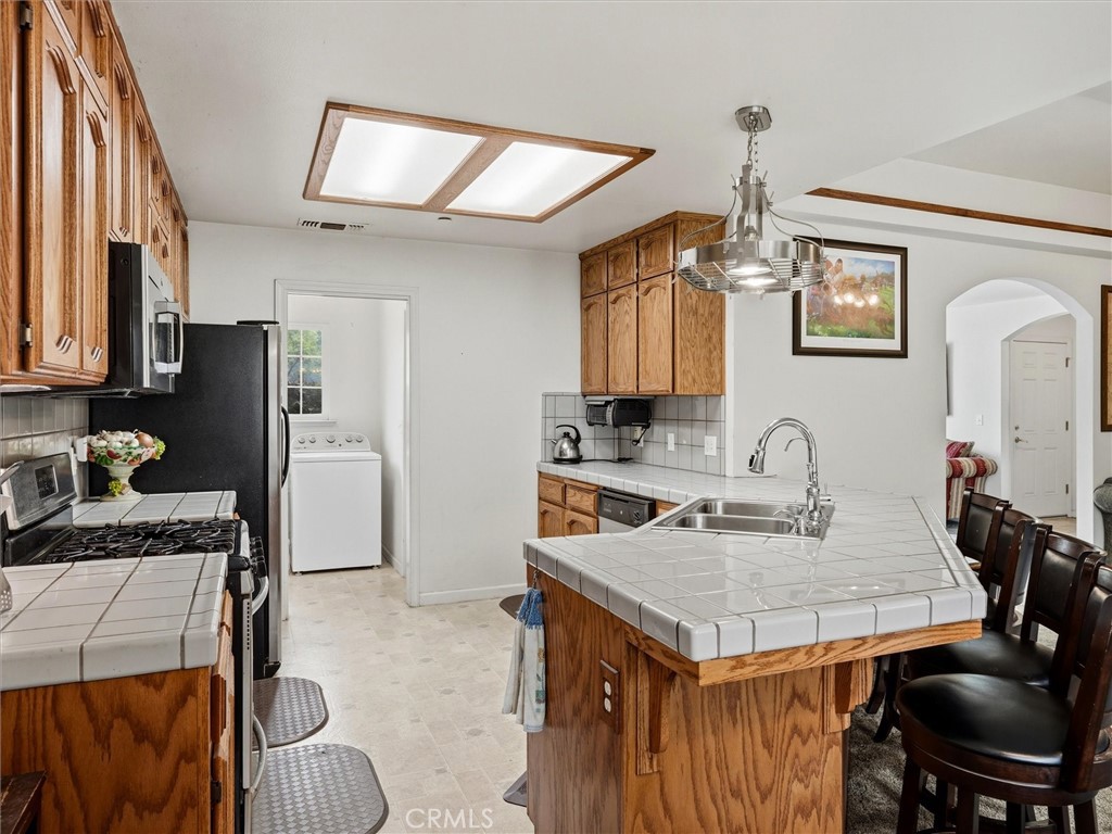 6155 N State Highway 49, Mariposa, CA 95338
