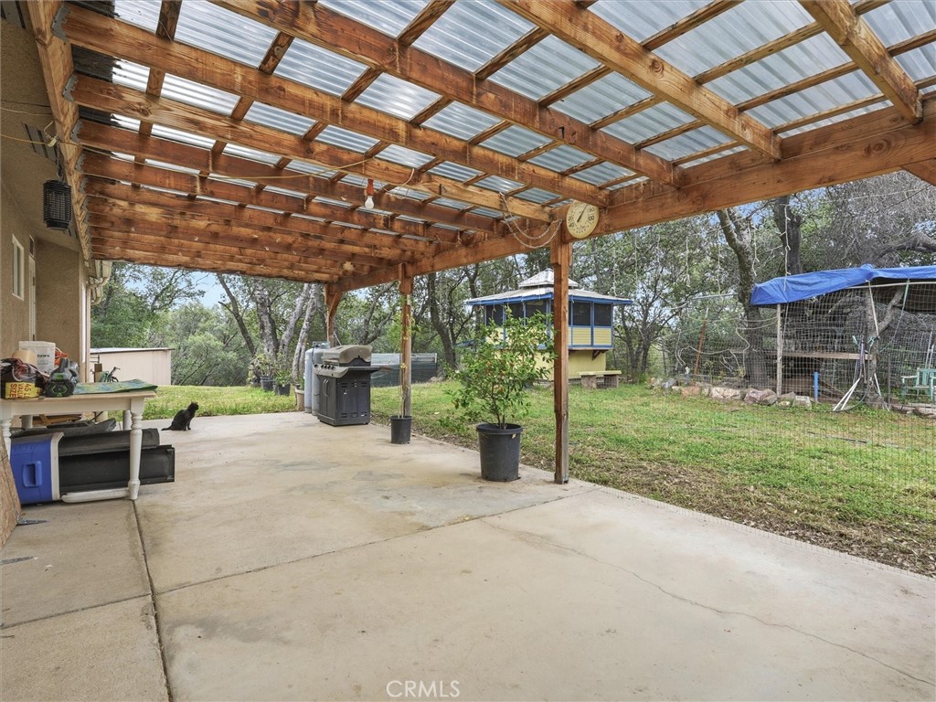 6155 N State Highway 49, Mariposa, CA 95338
