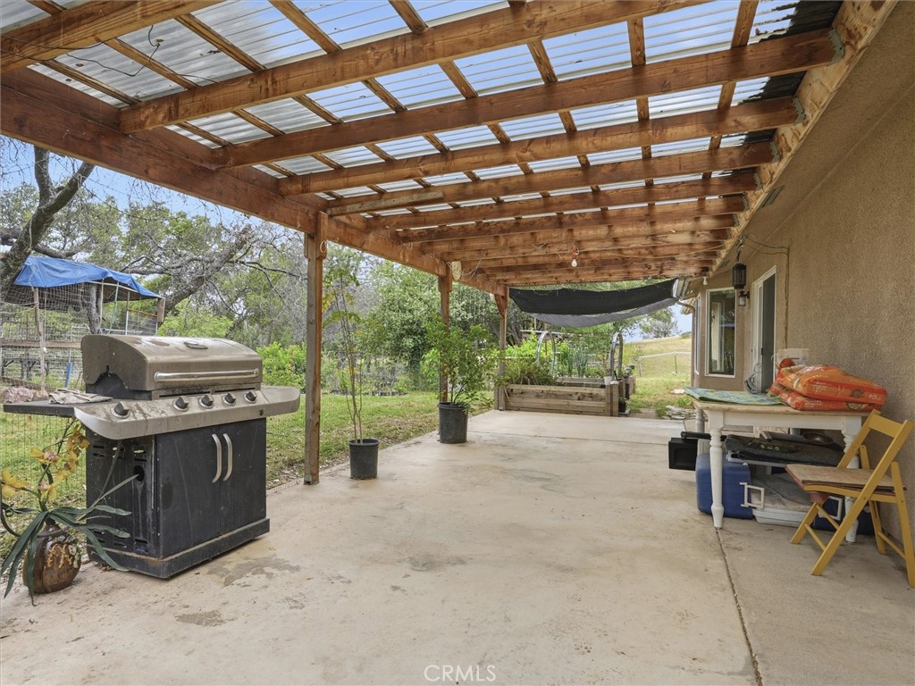 6155 N State Highway 49, Mariposa, CA 95338