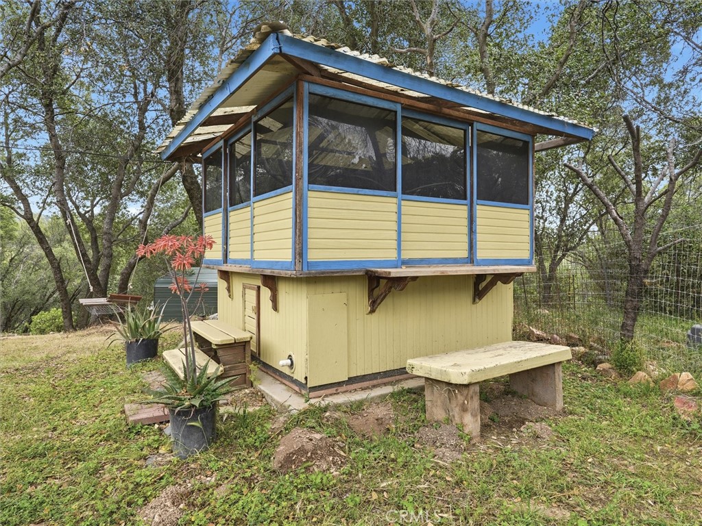 6155 N State Highway 49, Mariposa, CA 95338