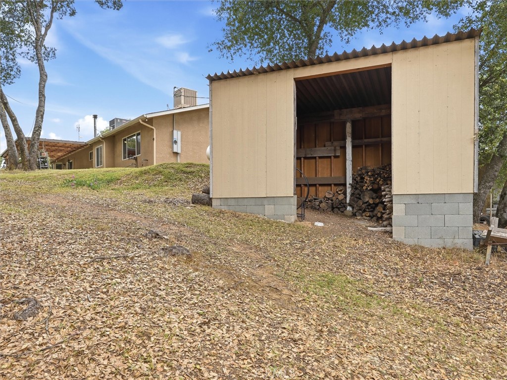 6155 N State Highway 49, Mariposa, CA 95338