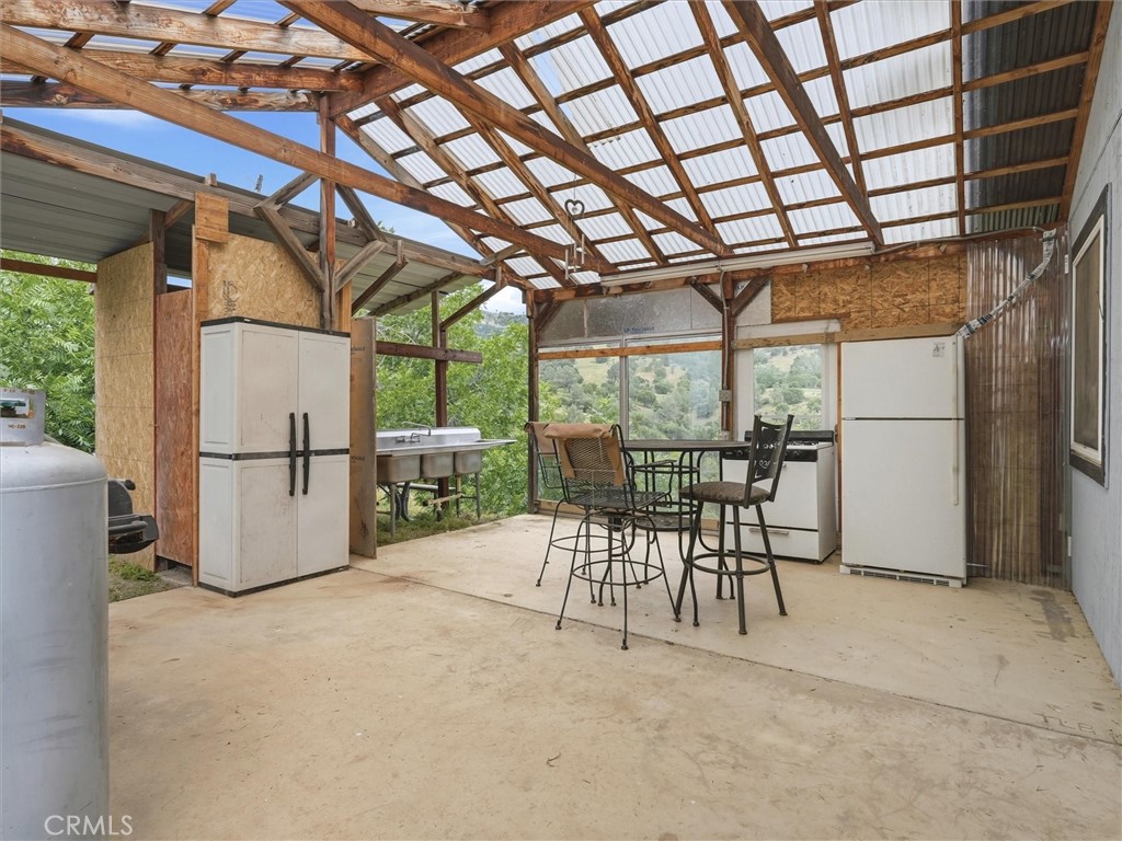 6155 N State Highway 49, Mariposa, CA 95338