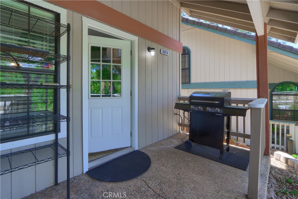 50824 Smoke Tree Trl, Bass Lake, CA 93644