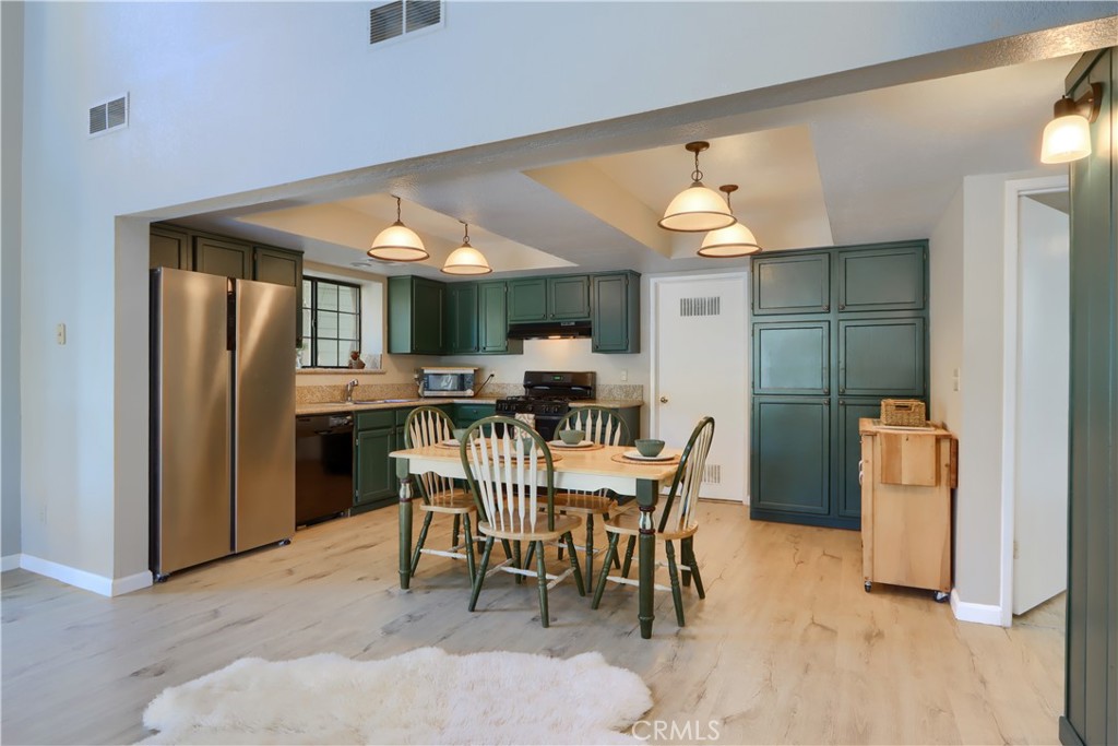 50824 Smoke Tree Trl, Bass Lake, CA 93644