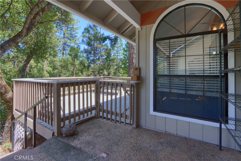 50824 Smoke Tree Trl, Bass Lake, CA 93644
