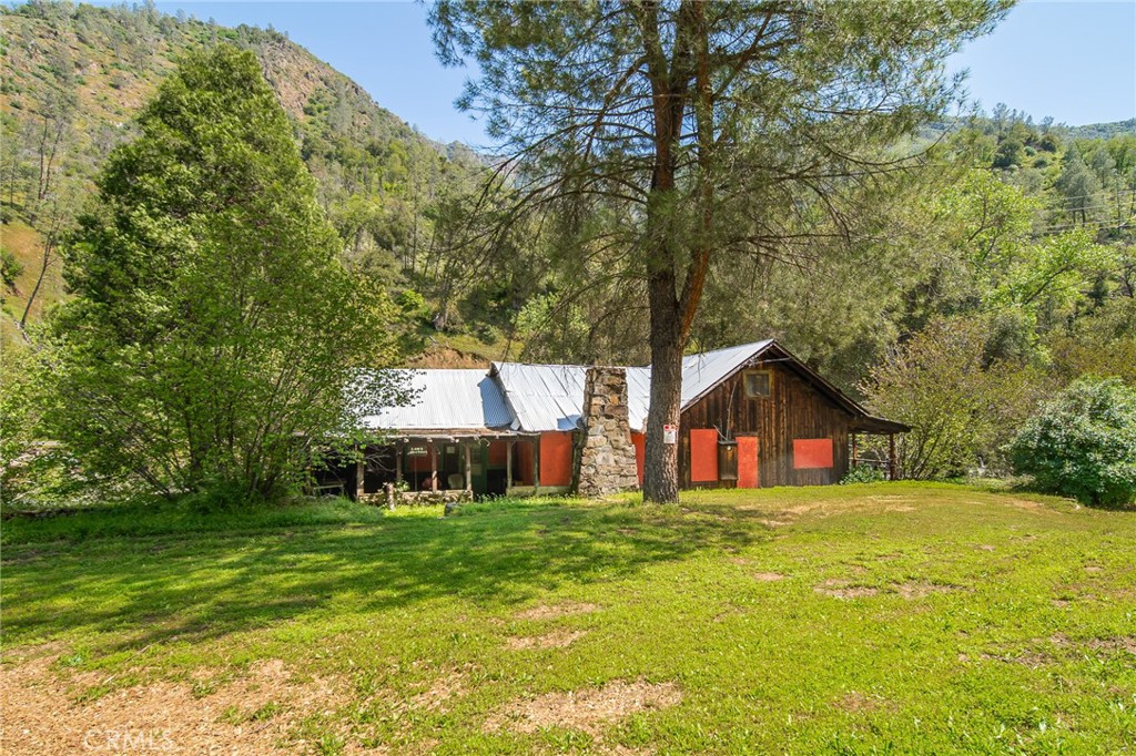10049 Incline Rd, El Portal, CA 95318