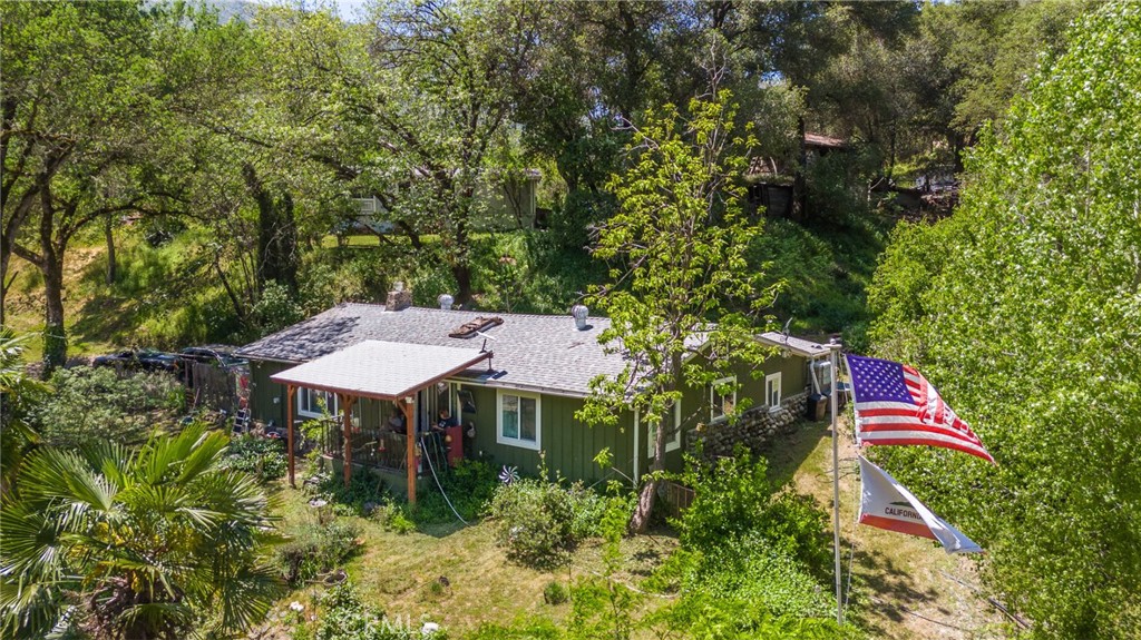 10049 Incline Rd, El Portal, CA 95318