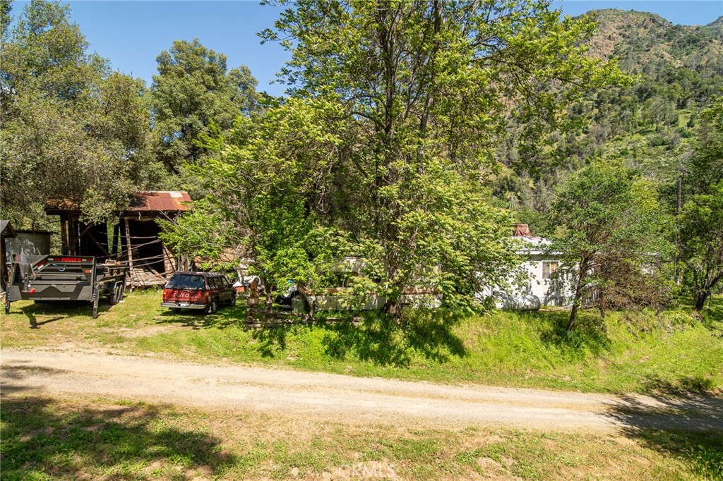 10049 Incline Rd, El Portal, CA 95318