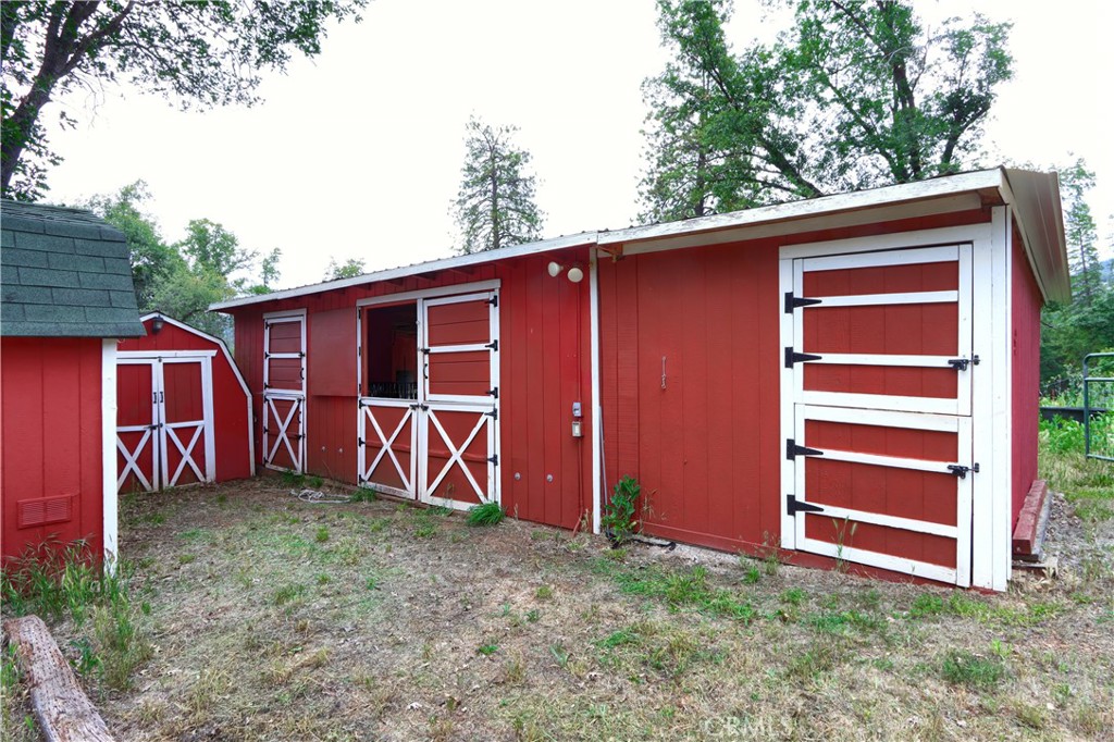 36686 Mattie Fhy Ct, Coarsegold, CA 93614
