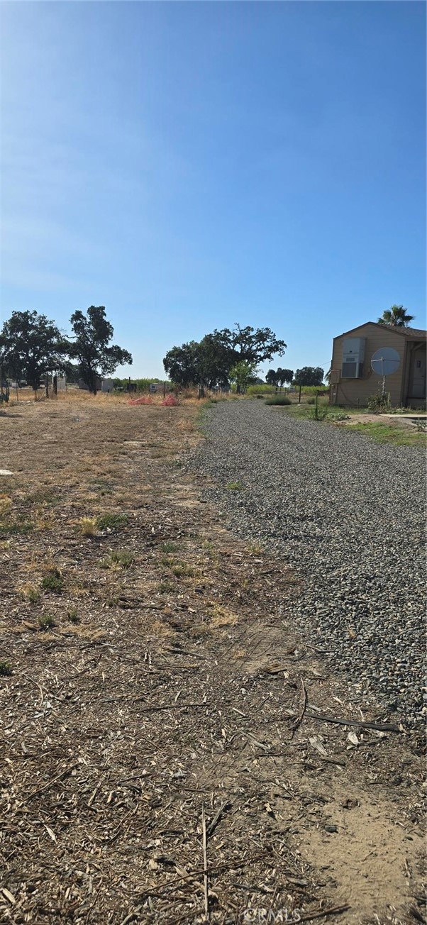 10050 Cressey St, Cressey, CA 95312