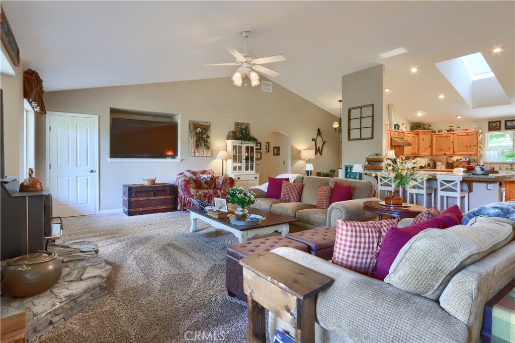 5800 Lehamite Fall Rd, Mariposa, CA 95338
