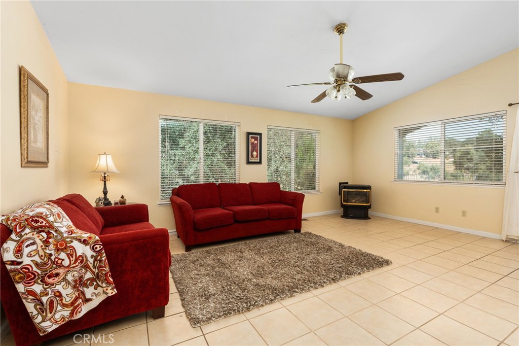 5138 Terrace View Ln, Mariposa, CA 95338