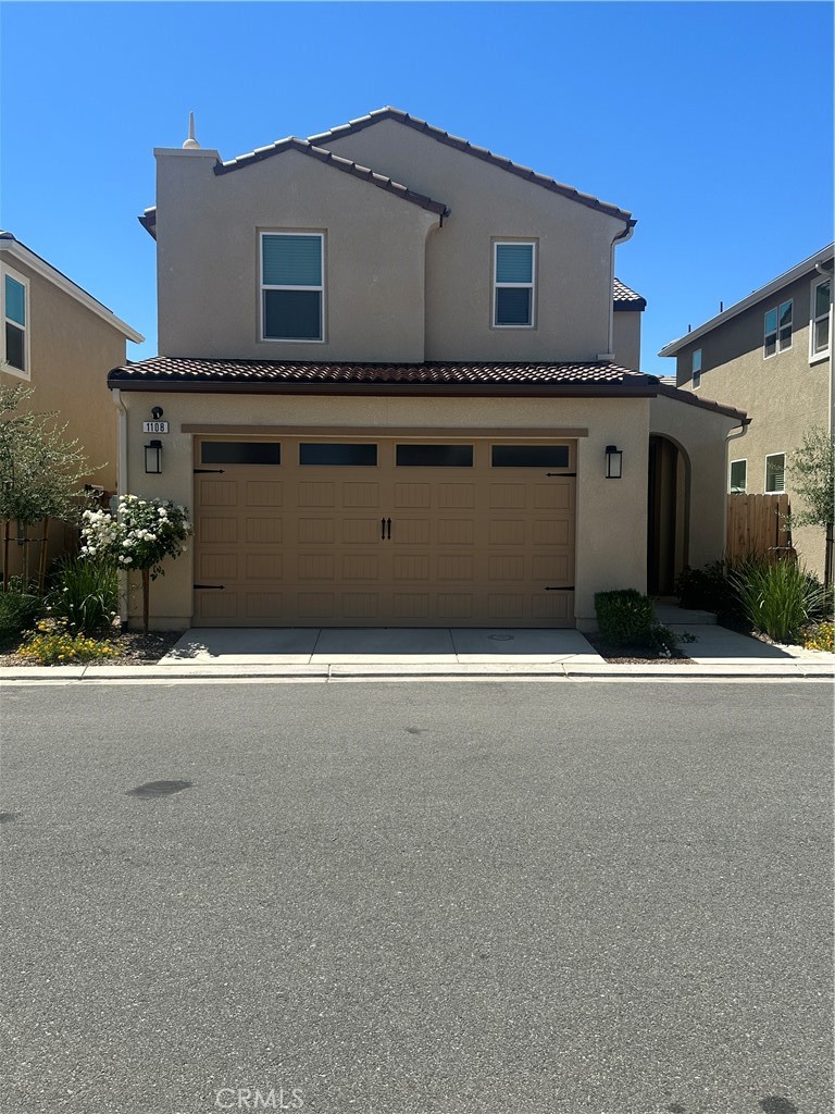 1108 W W Encore Way, Madera, CA 93636