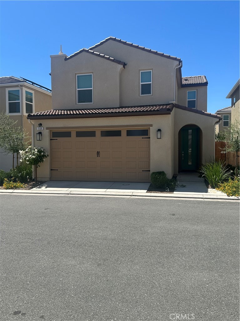 1108 W W Encore Way, Madera, CA 93636