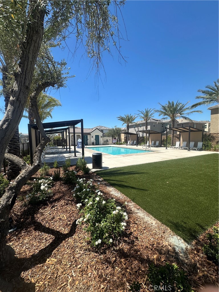 1108 W W Encore Way, Madera, CA 93636