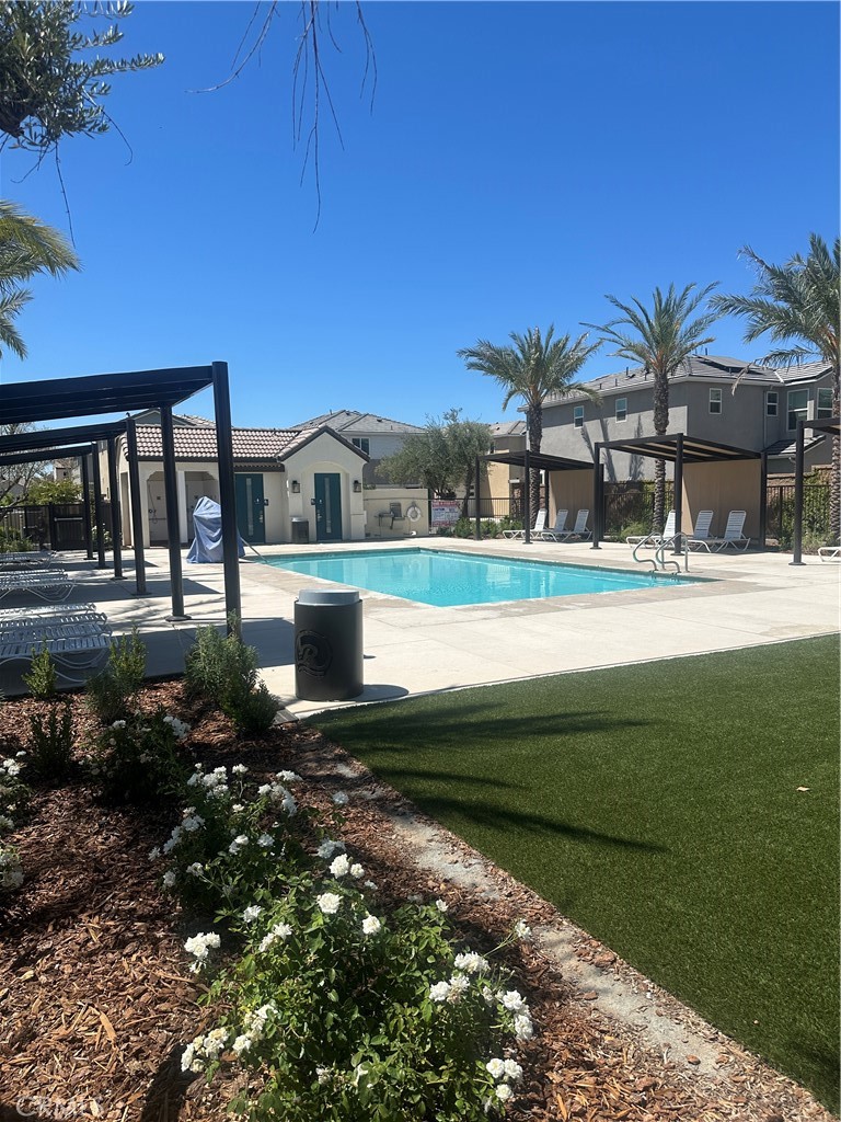 1108 W W Encore Way, Madera, CA 93636
