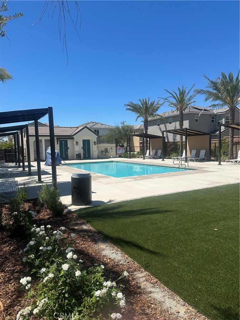 1108 W W Encore Way, Madera, CA 93636