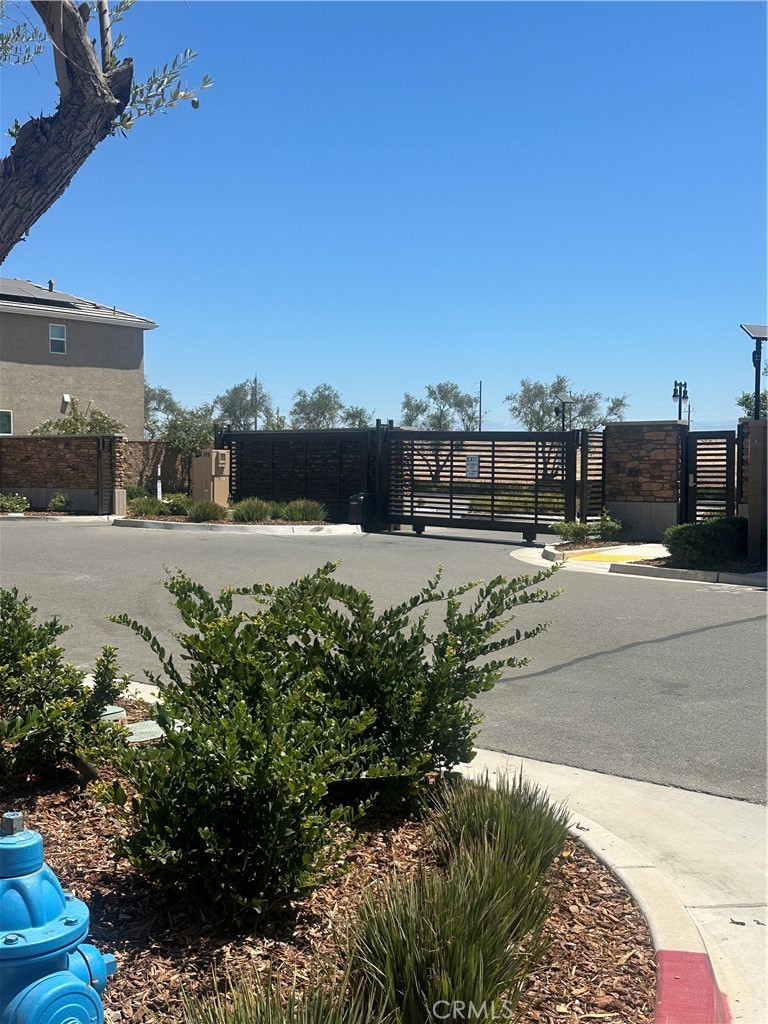 1108 W W Encore Way, Madera, CA 93636