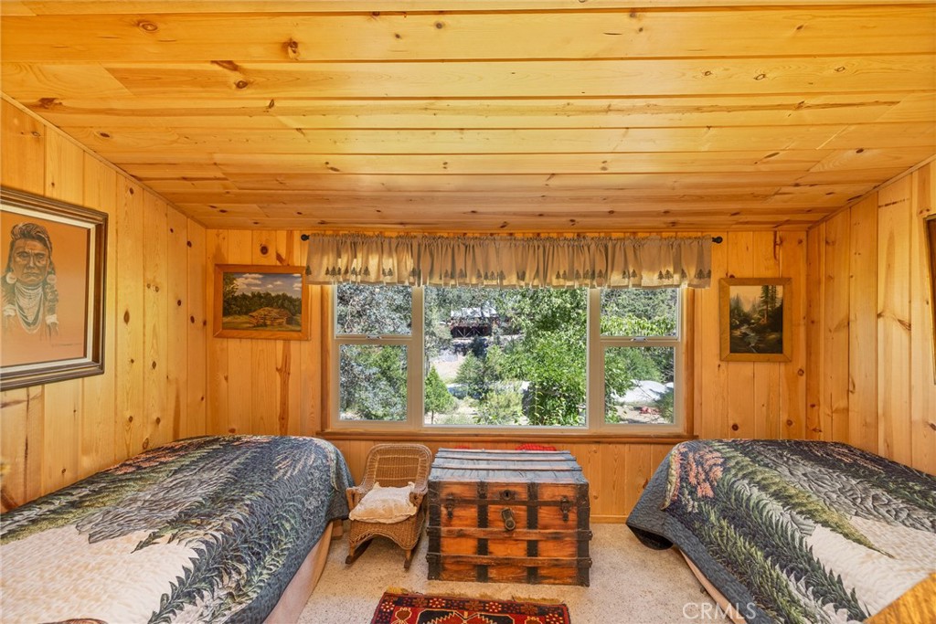 45871 Sutton Dr, Oakhurst, CA 93644