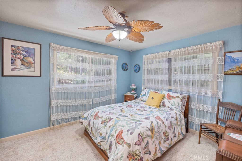 45871 Sutton Dr, Oakhurst, CA 93644