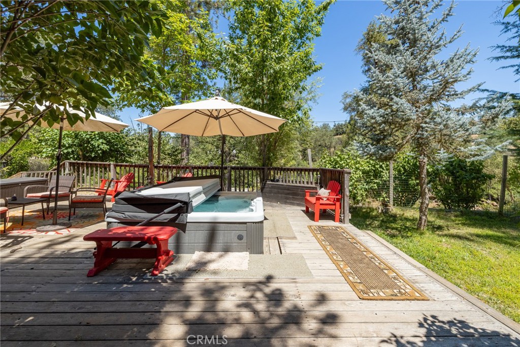 45871 Sutton Dr, Oakhurst, CA 93644