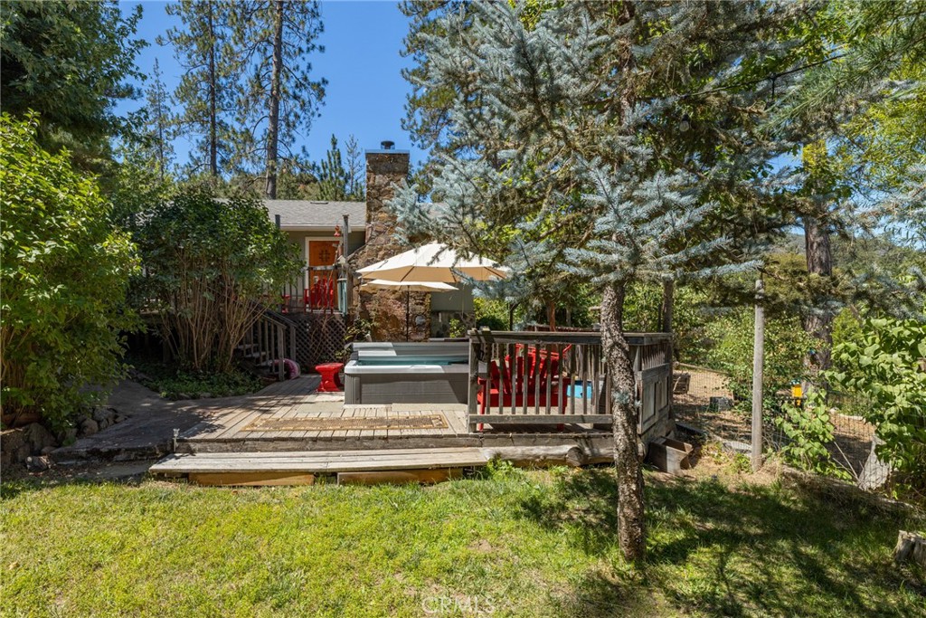 45871 Sutton Dr, Oakhurst, CA 93644