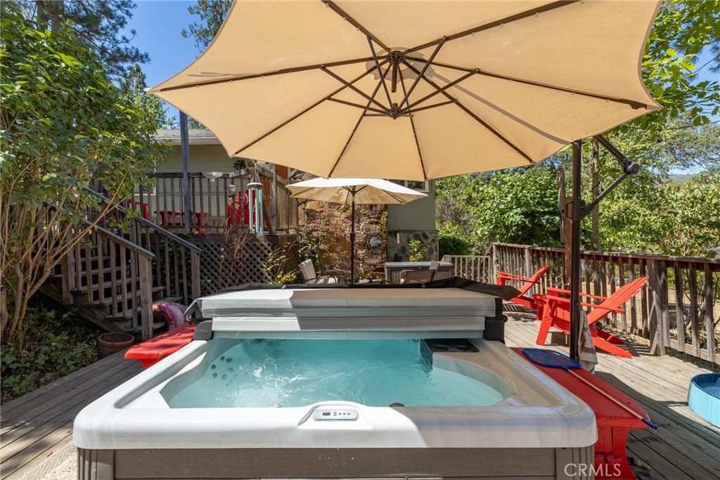 45871 Sutton Dr, Oakhurst, CA 93644