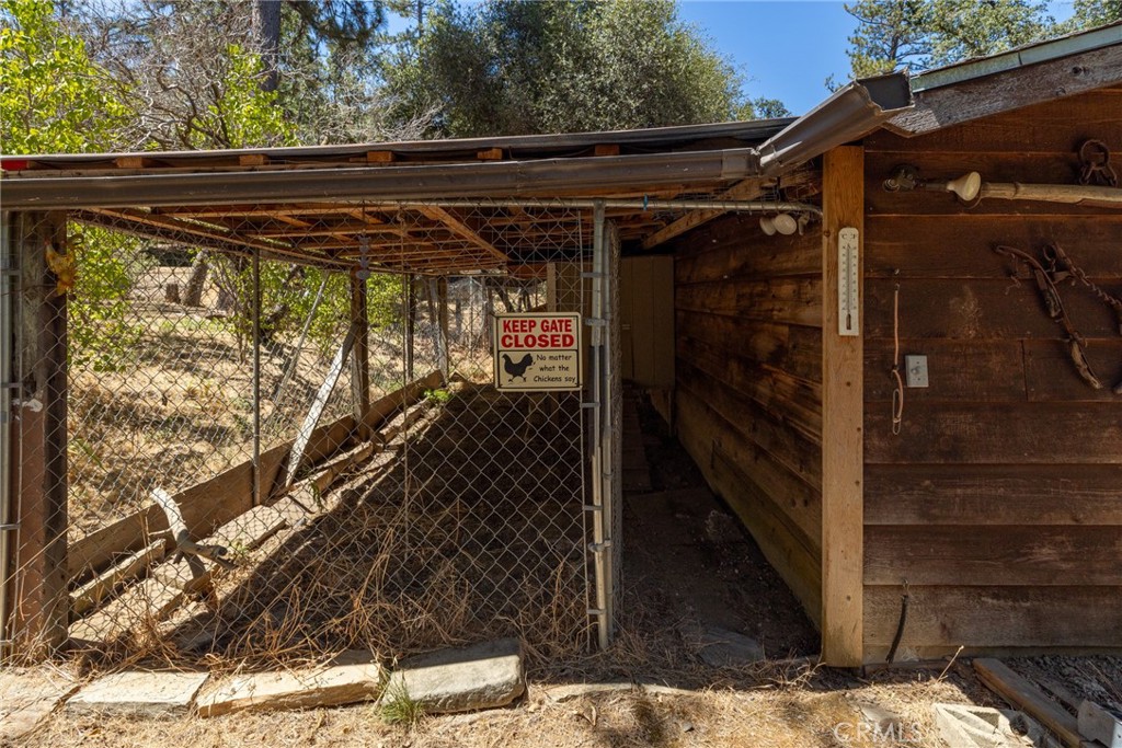 45871 Sutton Dr, Oakhurst, CA 93644