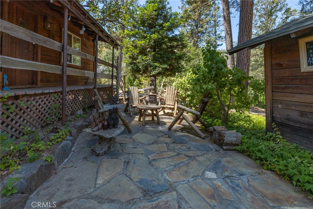 45871 Sutton Dr, Oakhurst, CA 93644