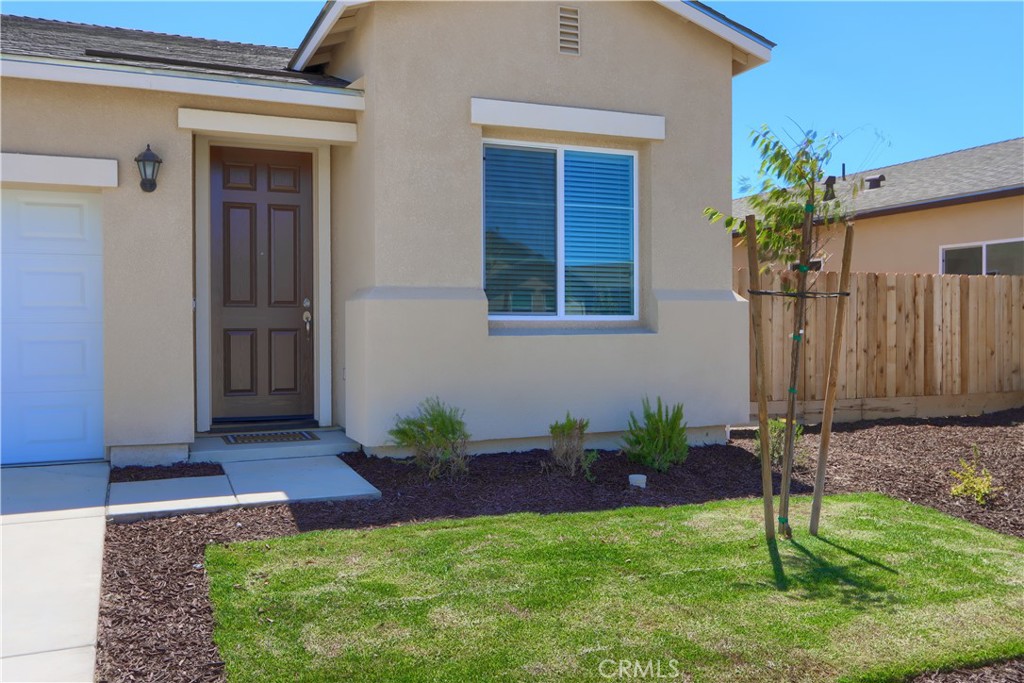 726 Skyler Ct, Merced, CA 95348