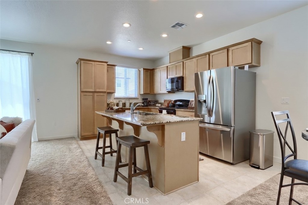 726 Skyler Ct, Merced, CA 95348