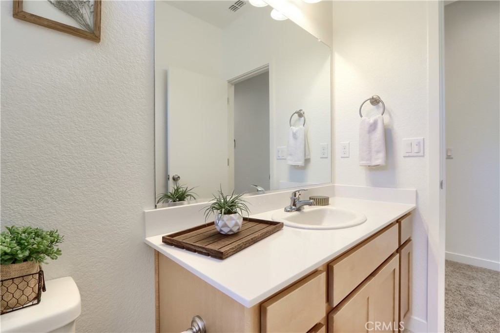726 Skyler Ct, Merced, CA 95348