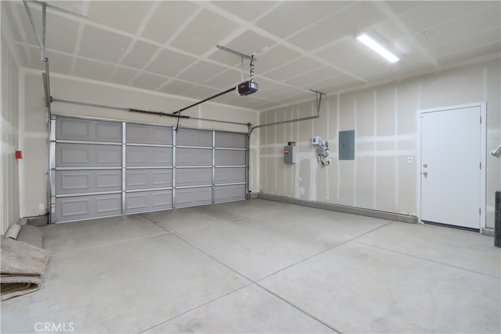726 Skyler Ct, Merced, CA 95348