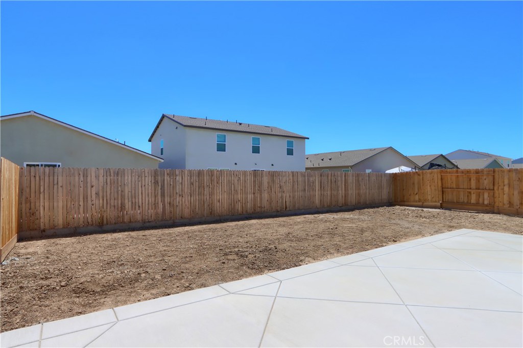 726 Skyler Ct, Merced, CA 95348