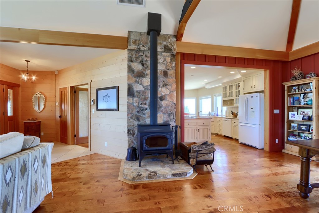 3818 Guadalupe Fire Rd, Catheys Valley, CA 95306