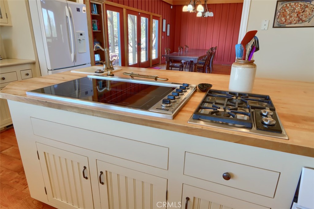3818 Guadalupe Fire Rd, Catheys Valley, CA 95306