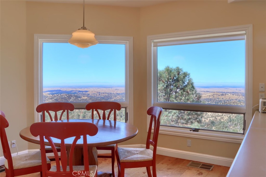 3818 Guadalupe Fire Rd, Catheys Valley, CA 95306