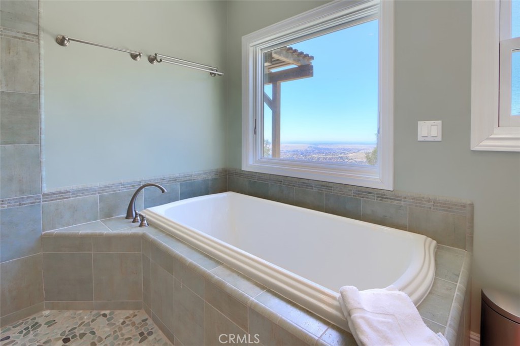 3818 Guadalupe Fire Rd, Catheys Valley, CA 95306
