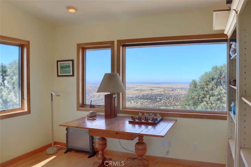 3818 Guadalupe Fire Rd, Catheys Valley, CA 95306