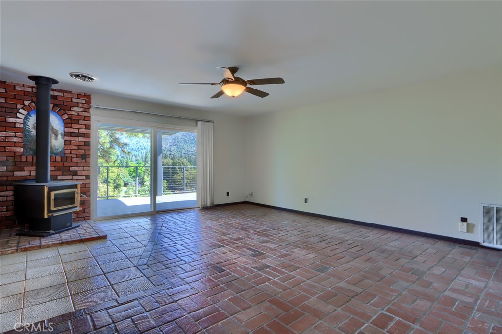5750 Glacier Point, Mariposa, CA 95338