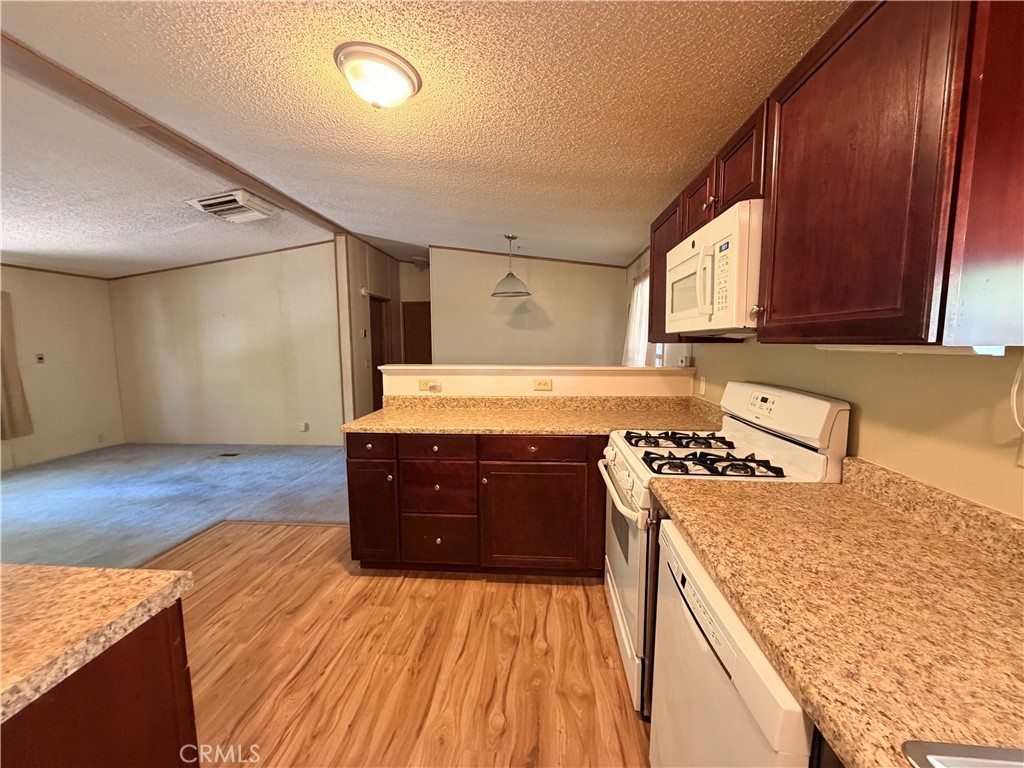 5277 Highway 49 N #61, Mariposa, CA 95338