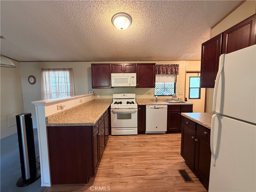 5277 Highway 49 N #61, Mariposa, CA 95338