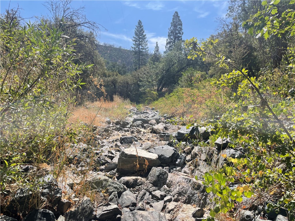 6246 Highway 140, Midpines, CA 95345