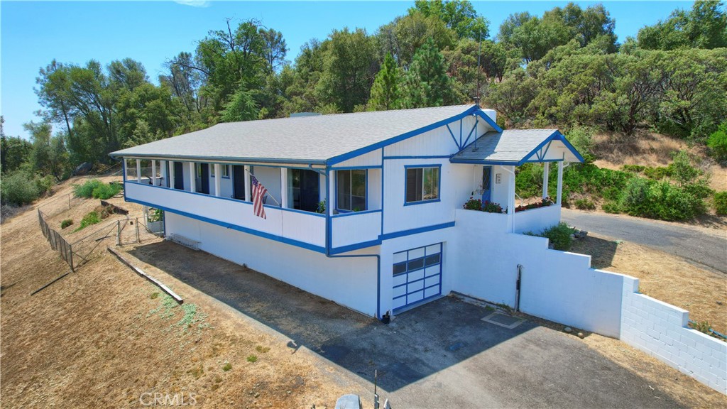 5767 Meadow Ln, Mariposa, CA 95338